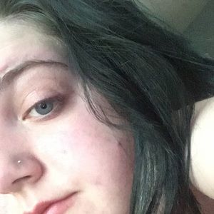 Meet your Posher, Lily